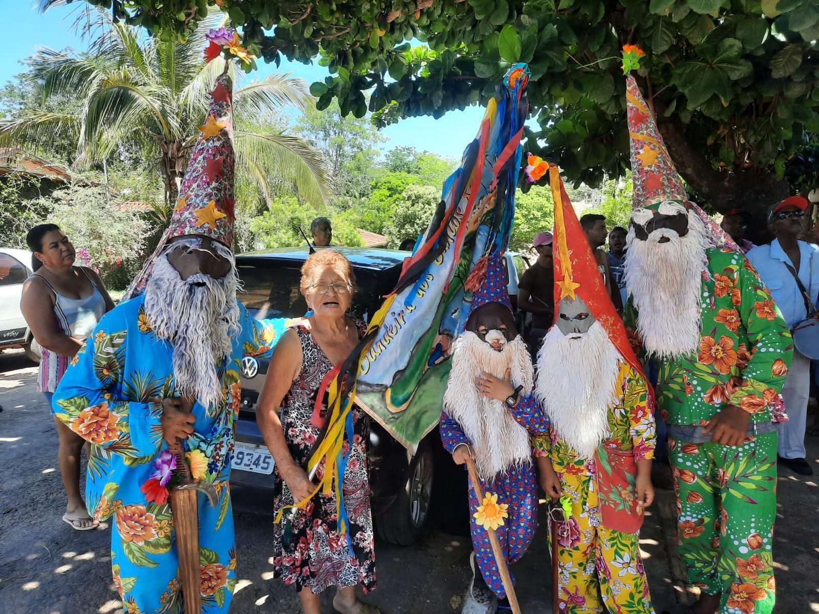 A 39&ordf; edi&ccedil;&atilde;o do evento em &Aacute;gua de Miranda (Bonito) come&ccedil;a amanh&atilde;, &agrave;s 18h30min, com a reza do ter&ccedil;o, e segue at&eacute; a noite de domingo, com bailes, leil&otilde;es, oficinas e refei&ccedil;&otilde;es coletivas