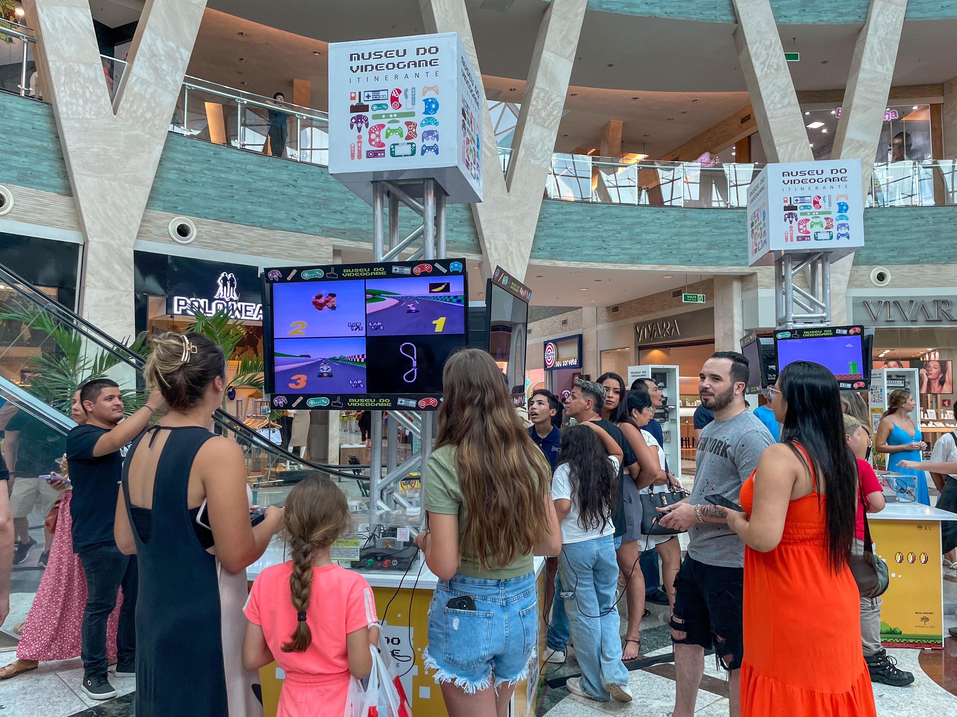 Nesta temporada, que come&ccedil;a amanh&atilde;, no Shopping Bosque dos Ip&ecirc;s, al&eacute;m da exposi&ccedil;&atilde;o com v&aacute;rios itens, est&aacute; confirmada a presen&ccedil;a de personalidades e do Arcade in Concert; gr&aacute;tis 
