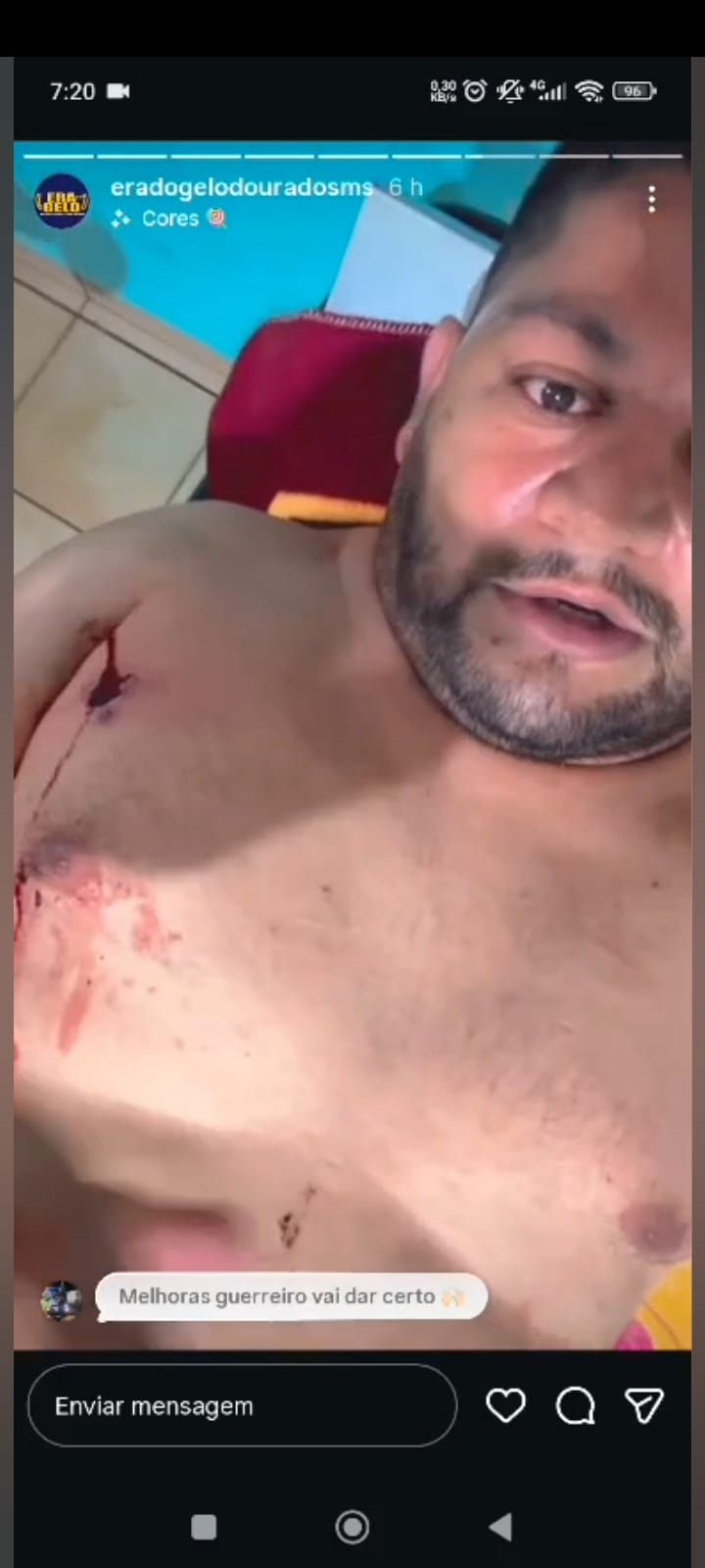 Pol&iacute;cia suspeita de ve&iacute;culo preto que passava pelo outro lado da rua 