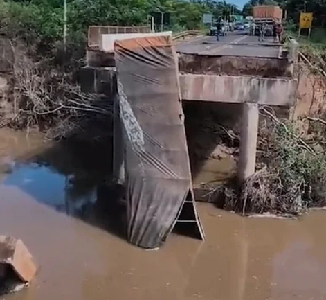 Ponte foi interditada pela PMR
