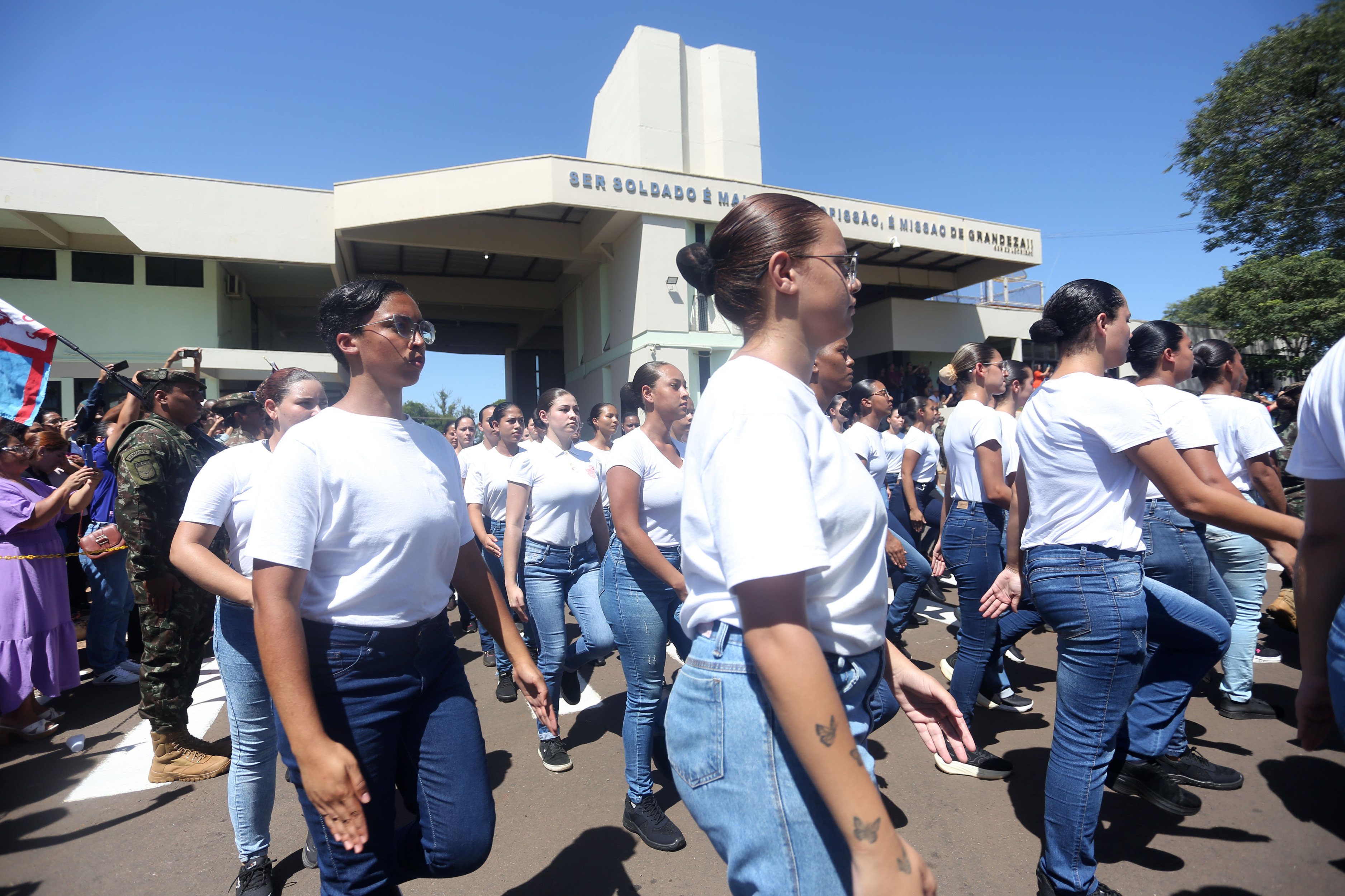 Cerim&ocirc;nia de incorpora&ccedil;&atilde;o das soldados femininas no CMO