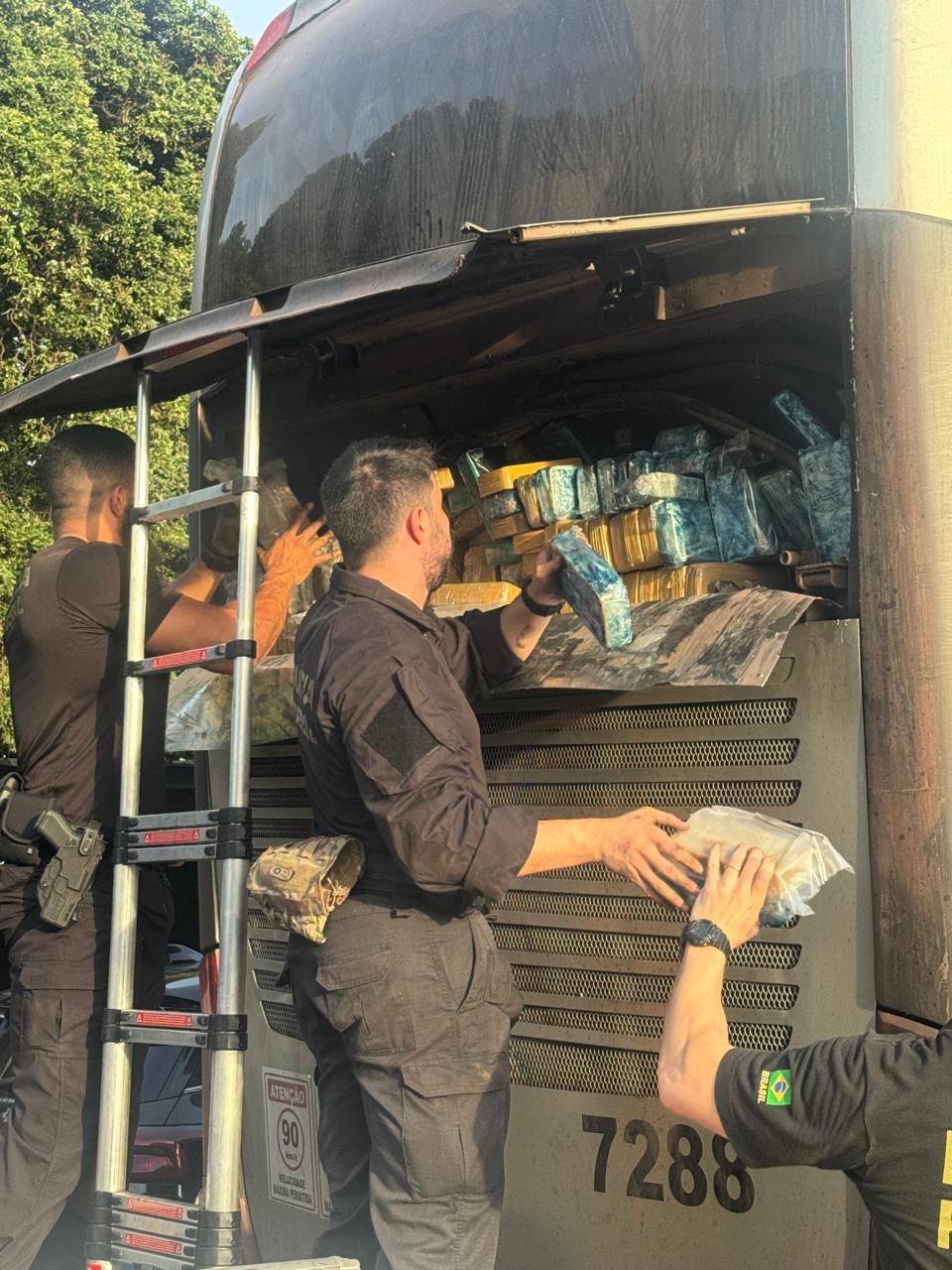 Pol&iacute;cia Federal interceptou um &ocirc;nibus em fevereiro deste ano, em Campo Grande, que trazia 745 kg de coca&iacute;na vinda da Bol&iacute;via