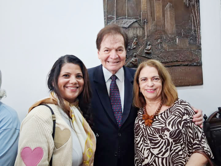 Nilz&acirc;ngela e Juarez Avelar com Raquel Naveira