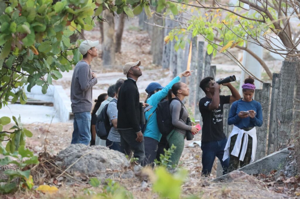 Ministro da Sa&uacute;de orienta que popula&ccedil;&atilde;o utilize m&aacute;scaras de tecido; Veja como fazer
