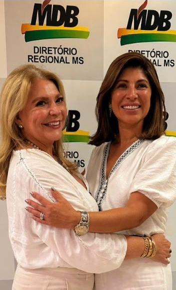 Maritza Cogo e Carla Bernal, que foram empossadas, respectivamente, nos cargos de vice-presidente e presidente do MDB Mulher&nbsp;de Campo Grande, no &uacute;ltimo dia 15