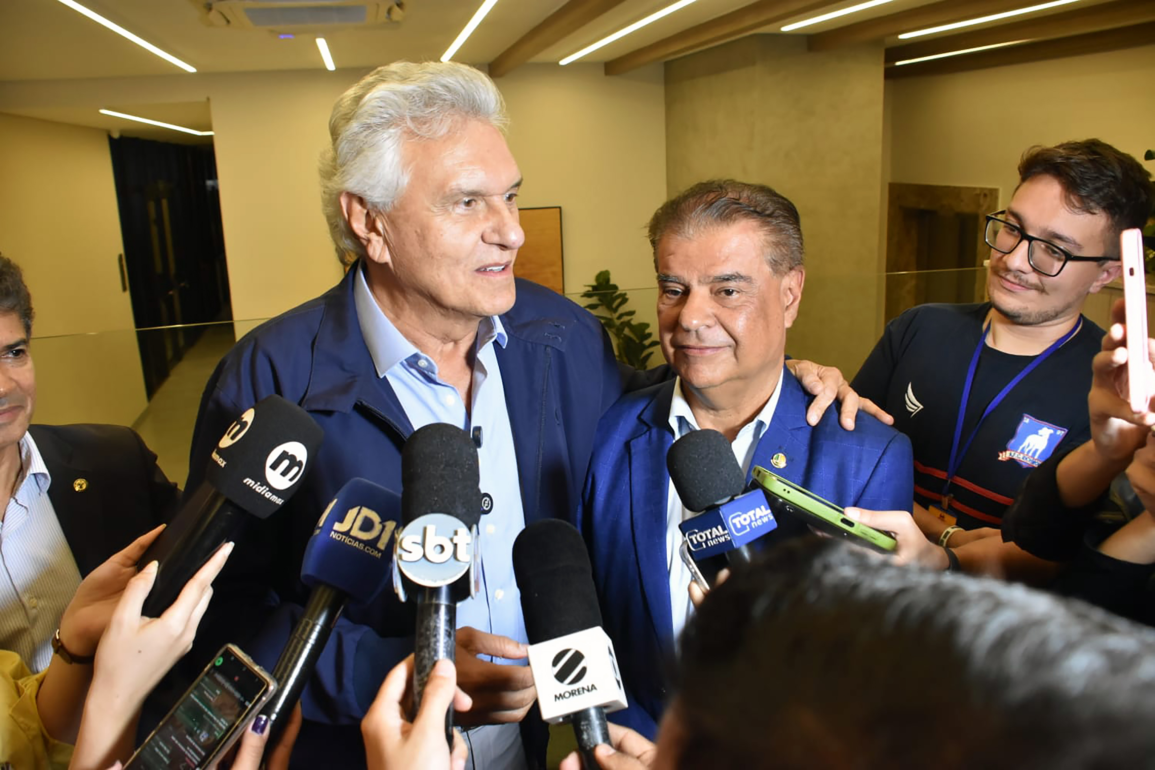 Pr&eacute;-candidato &agrave; Presid&ecirc;ncia da Rep&uacute;blica Ronaldo Caiado ao lado do senador Nelsinho Trad