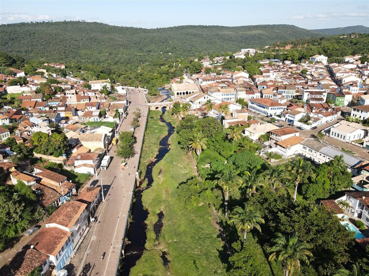 LEN&Ccedil;&Oacute;IS BAHIA Coluna DI&Aacute;LOGO CE
