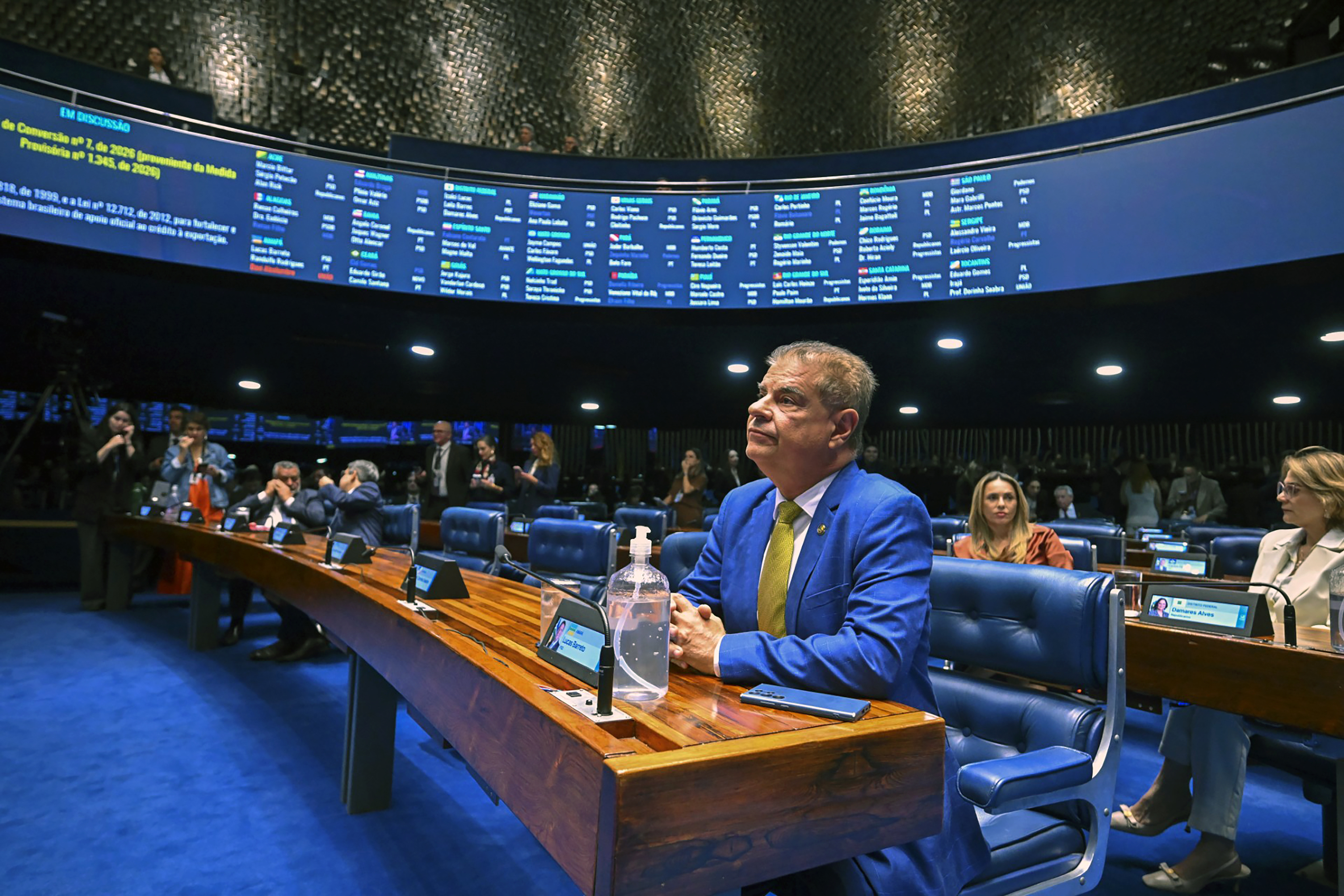 O senador Nelsinho Trad (PSD), durante sess&atilde;o ordin&aacute;ria no plen&aacute;rio do Senado, em Bras&iacute;lia (DF)
