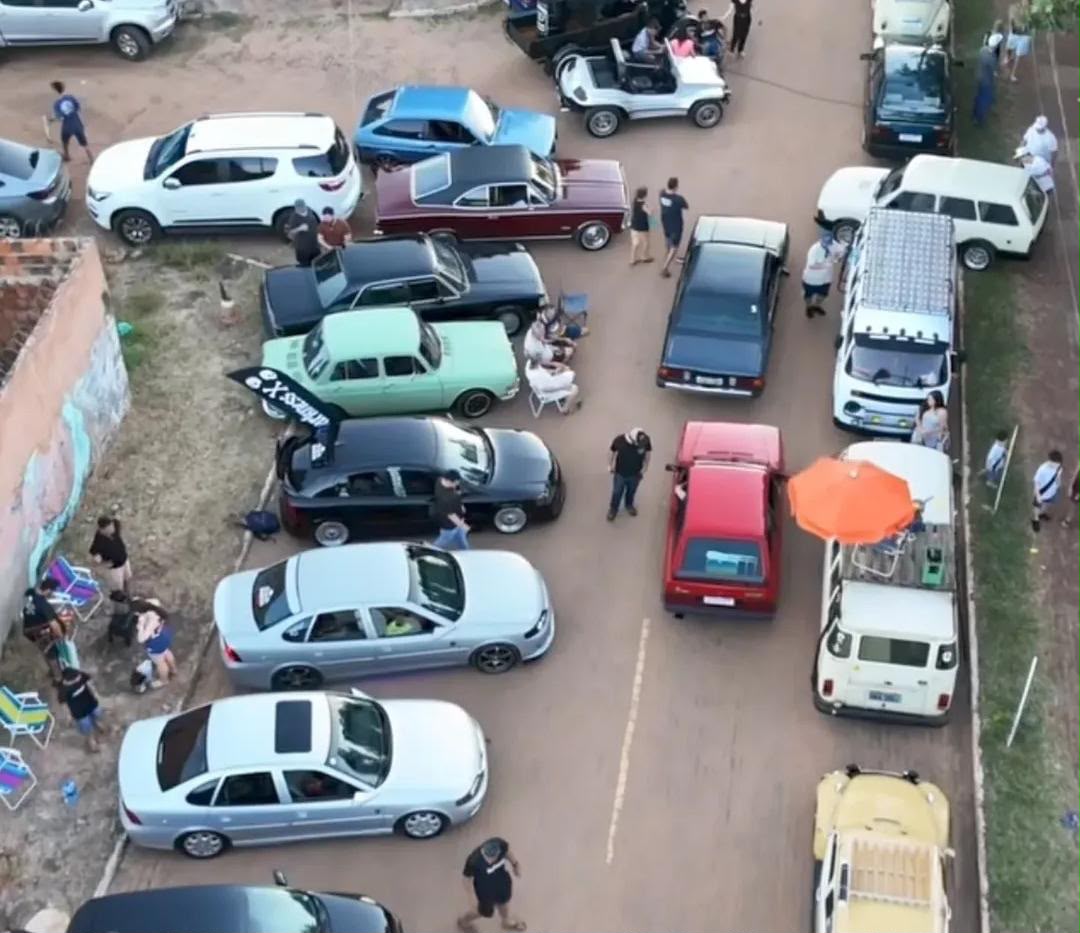 Exposi&ccedil;&atilde;o e encontro de carros antigos acontece hoje a partir das 16h, nos Altos da Afonso Pena 