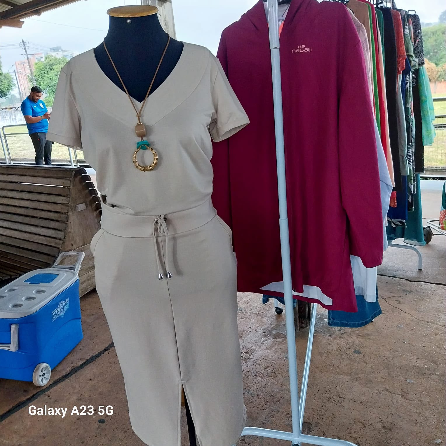 Trajes de frio estarão à venda no local