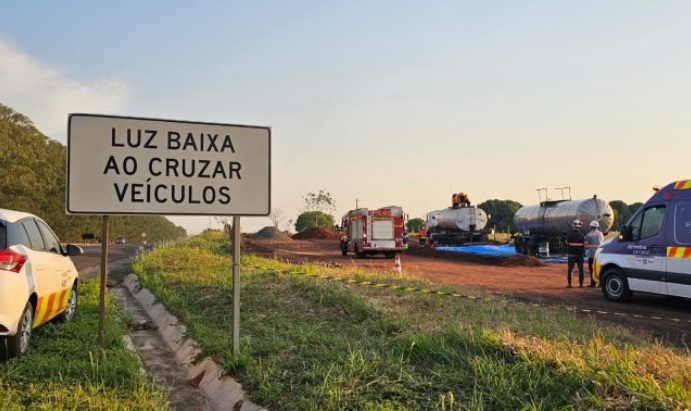 Trabalhador morreu ap&oacute;s cair em tanque de piche 
