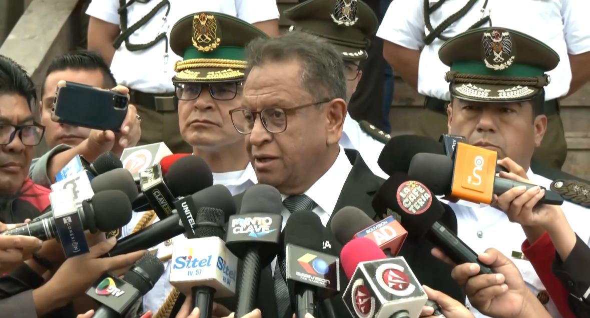 Ex-deputado estadual Neno Razuk foi entregue ontem &agrave; Pol&iacute;cia Federal na fronteira com Corumb&aacute;