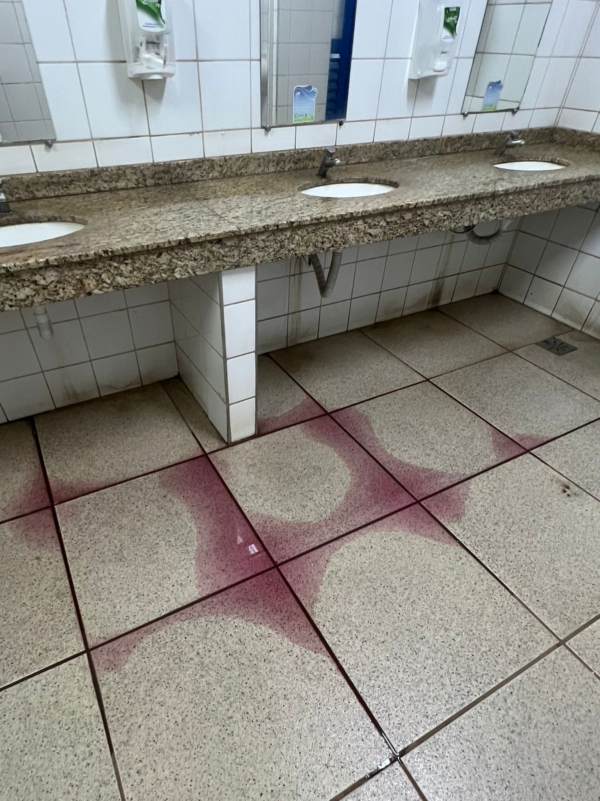 Fachada da Uniderp, em Campo Grande, onde estudantes de Medicina preparam protesto por melhorias na estrutura e mudan&ccedil;as acad&ecirc;micas.