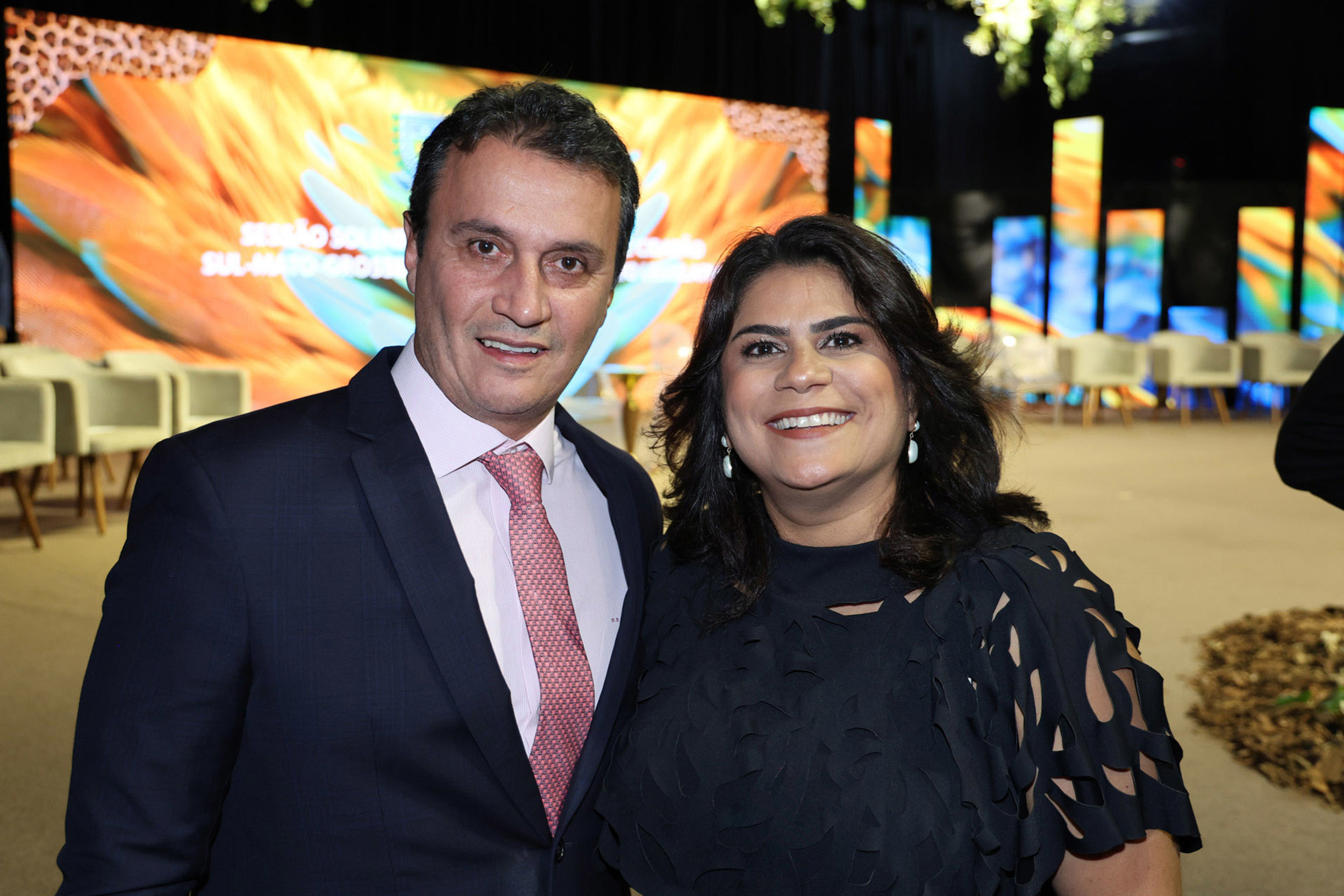  Marcos Henrique Derzi Wasilewski com a amiga Luciana Barros