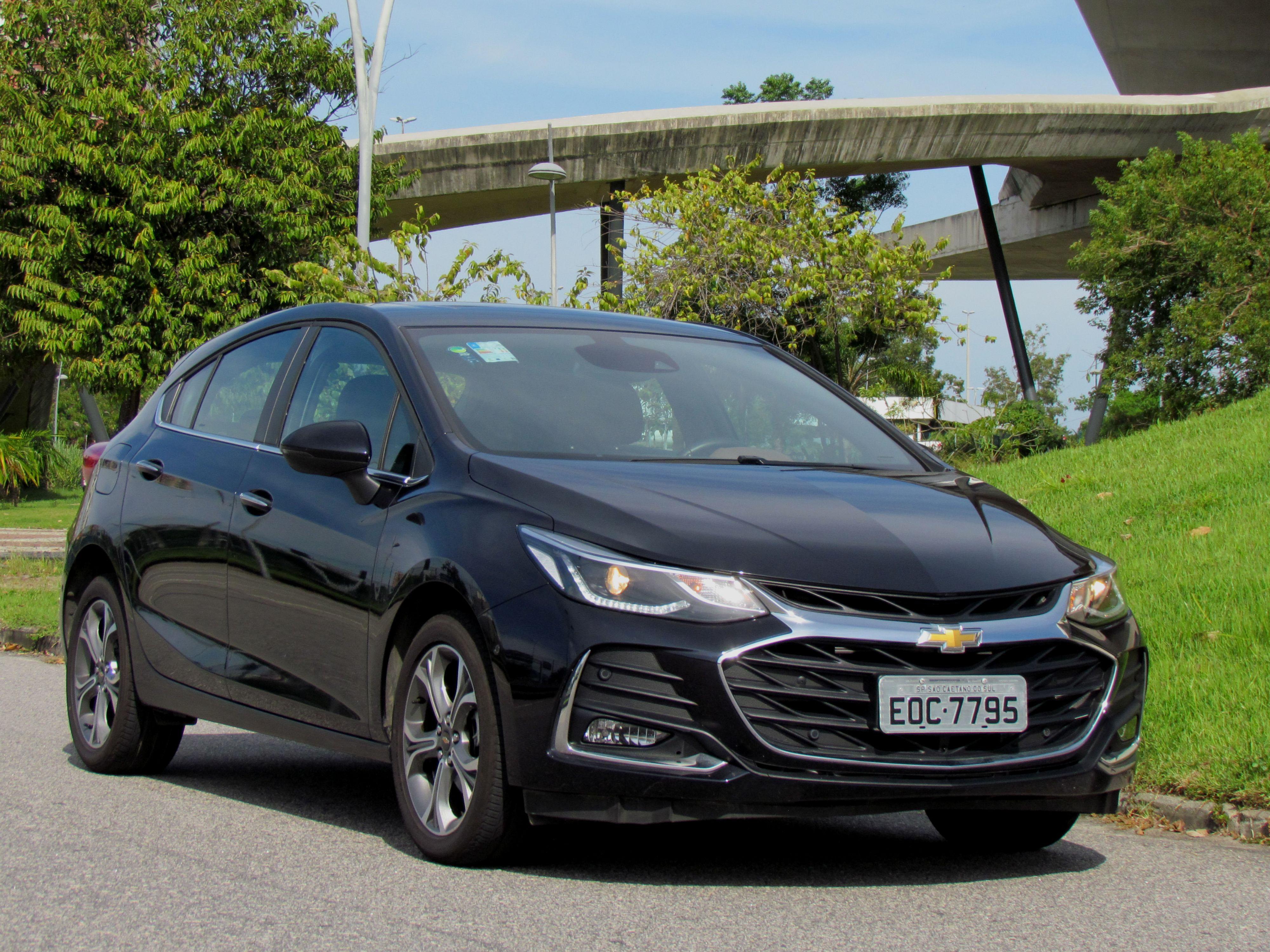 Chevrolet lança novo Cruze Premier, primeiro carro do Brasil com